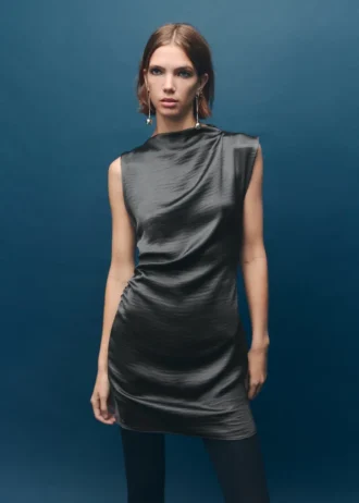 Robe en satin effet froissé