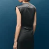 Robe en satin effet froissé Robe en satin effet froissé