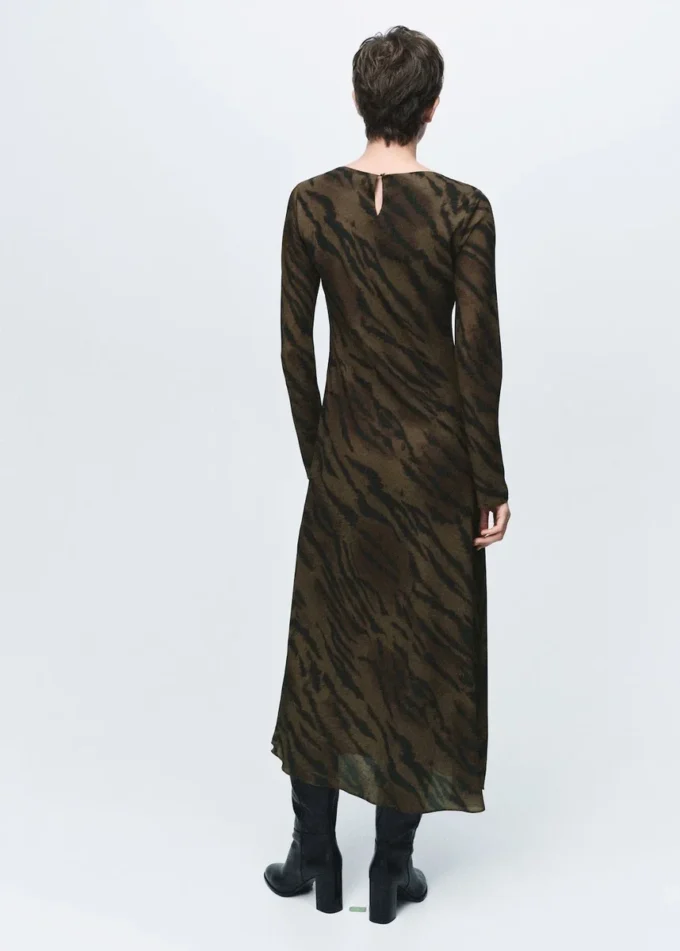 Robe en satin à imprimé animal Robe en satin à imprimé animal