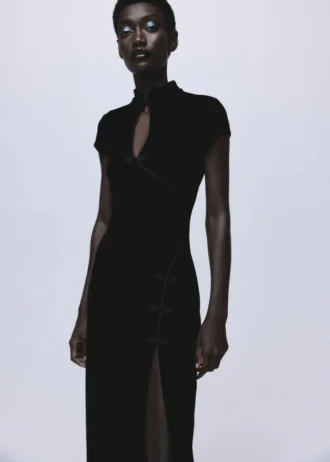 Robe en velours avec boutons-pression et fente