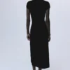 Robe en velours avec boutons-pression et fente Robe en velours avec boutons-pression et fente