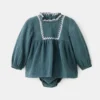 Robe et grenouille avec détails brodés Robe et grenouille avec détails brodés