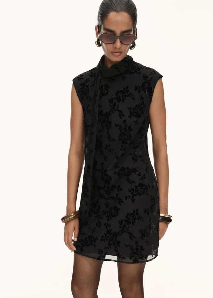 Robe foulard jacquard à fleurs Robe foulard jacquard à fleurs