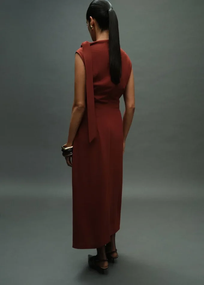 Robe froncée avec nœud Robe froncée avec nœud