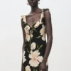 Robe à imprimé floral avec volants Robe à imprimé floral avec volants