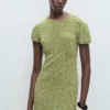 Robe imprimée avec ouverture sur le côté Robe imprimée avec ouverture sur le côté