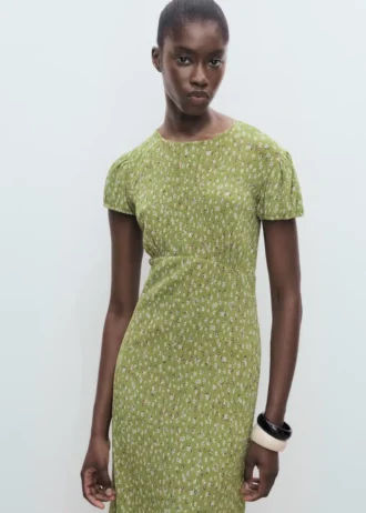 Robe imprimée avec ouverture sur le côté
