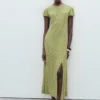 Robe imprimée avec ouverture sur le côté Robe imprimée avec ouverture sur le côté
