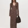 Robe imprimée à col en V Robe imprimée à col en V
