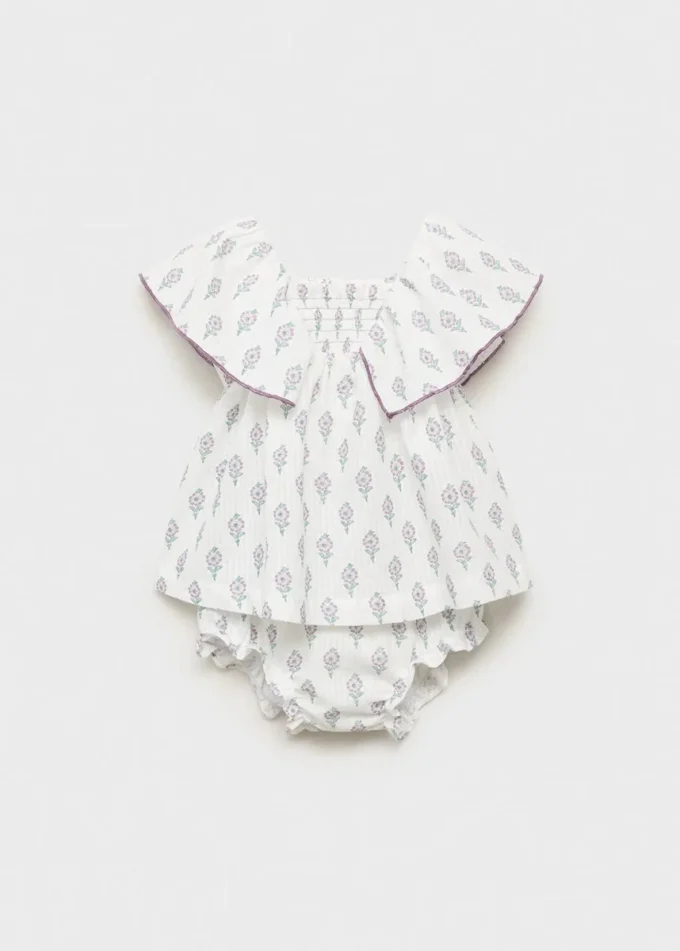 Robe imprimée et cache-couche Robe imprimée et cache-couche