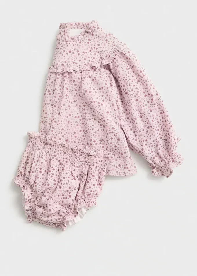 Robe imprimée et cache-couche Robe imprimée et cache-couche