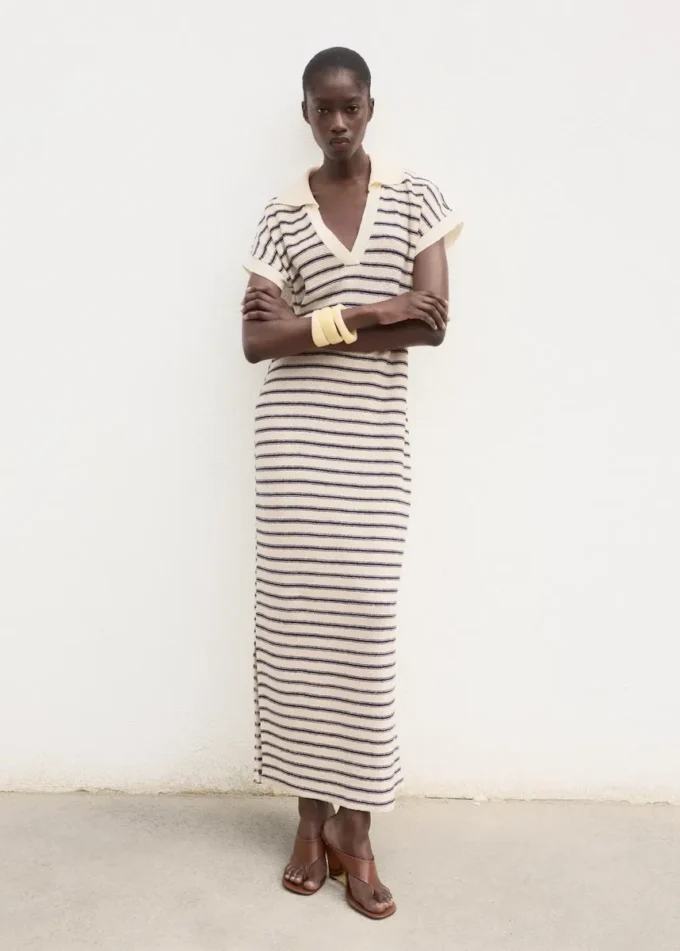 Robe longue en maille rayée Robe longue en maille rayée