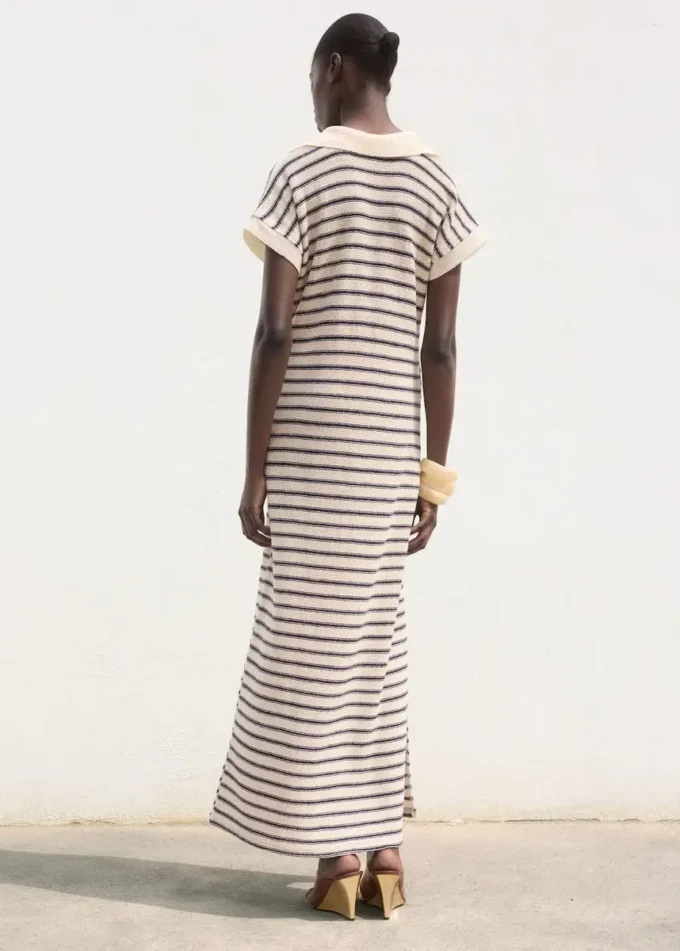 Robe longue en maille rayée Robe longue en maille rayée
