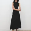 Robe midi avec coutures apparentes Robe midi avec coutures apparentes