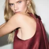 Robe à nouer en satin Robe à nouer en satin