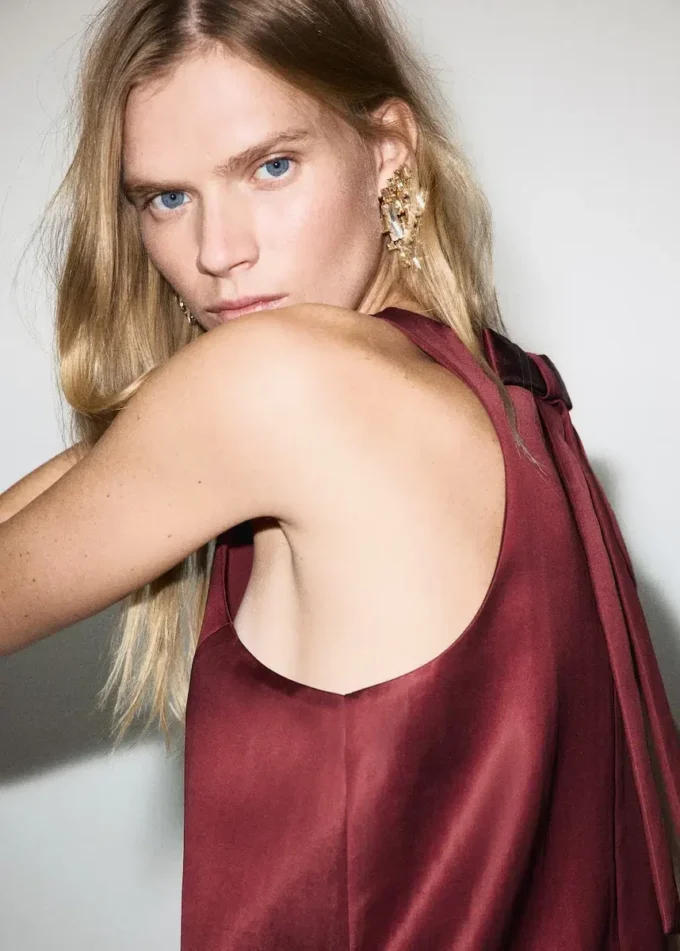 Robe à nouer en satin Robe à nouer en satin
