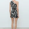 Robe plissée asymétrique Robe plissée asymétrique