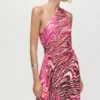 Robe plissée asymétrique avec ouverture Robe plissée asymétrique avec ouverture