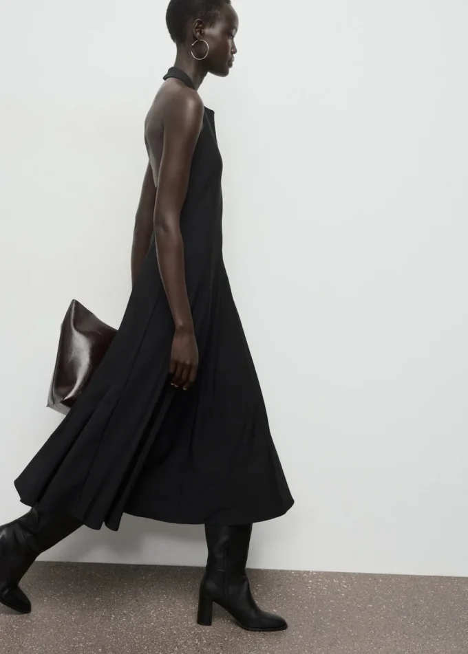 Robe plissée à dos nu Robe plissée à dos nu