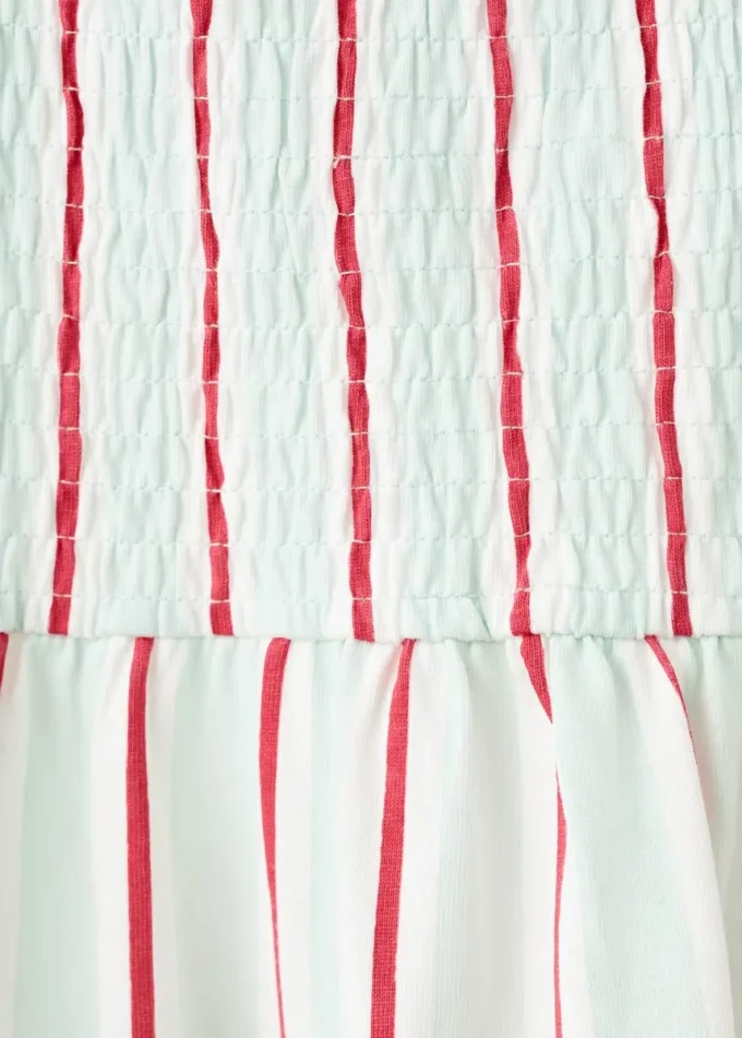 Robe à rayures et volants Robe à rayures et volants