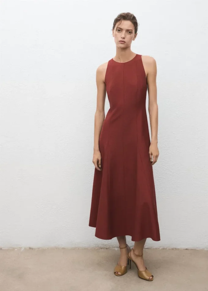 Robe trapèze avec godets Robe trapèze avec godets