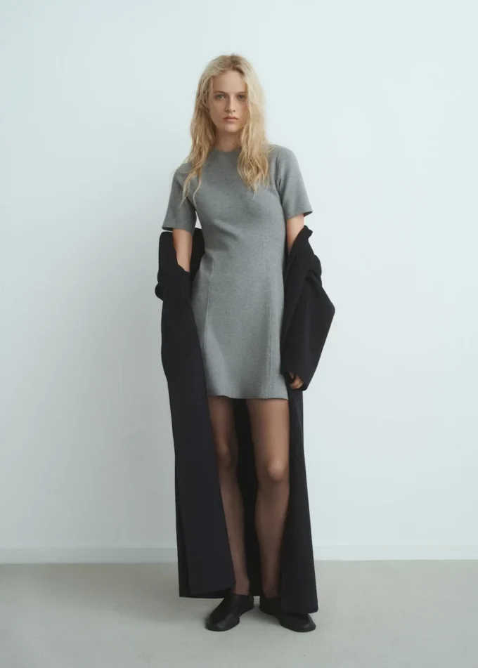Robe évasée en maille fine Robe évasée en maille fine
