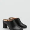 Sabots à talons en cuir