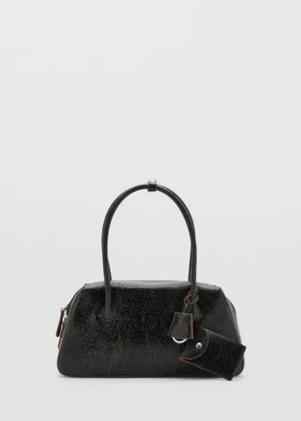 Sac à bandoulière en cuir avec breloques Sac à bandoulière en cuir avec breloques