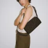 Sac à bandoulière en daim avec œillets Sac à bandoulière en daim avec œillets