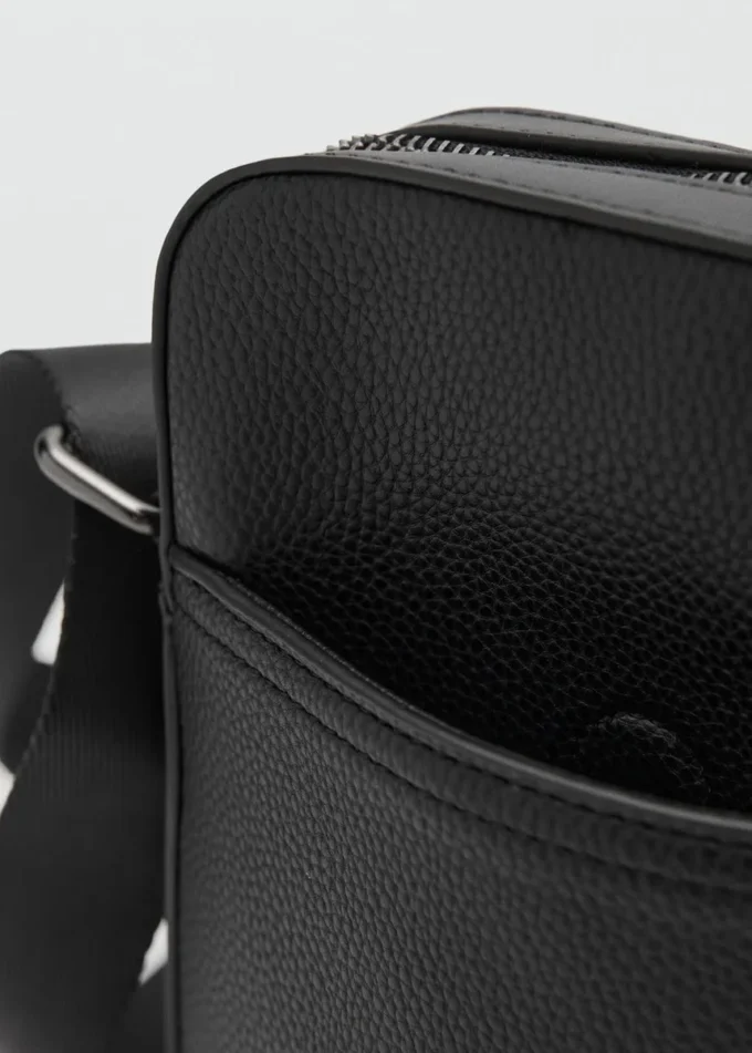 Sac à bandoulière en simili cuir verni Sac à bandoulière en simili cuir verni