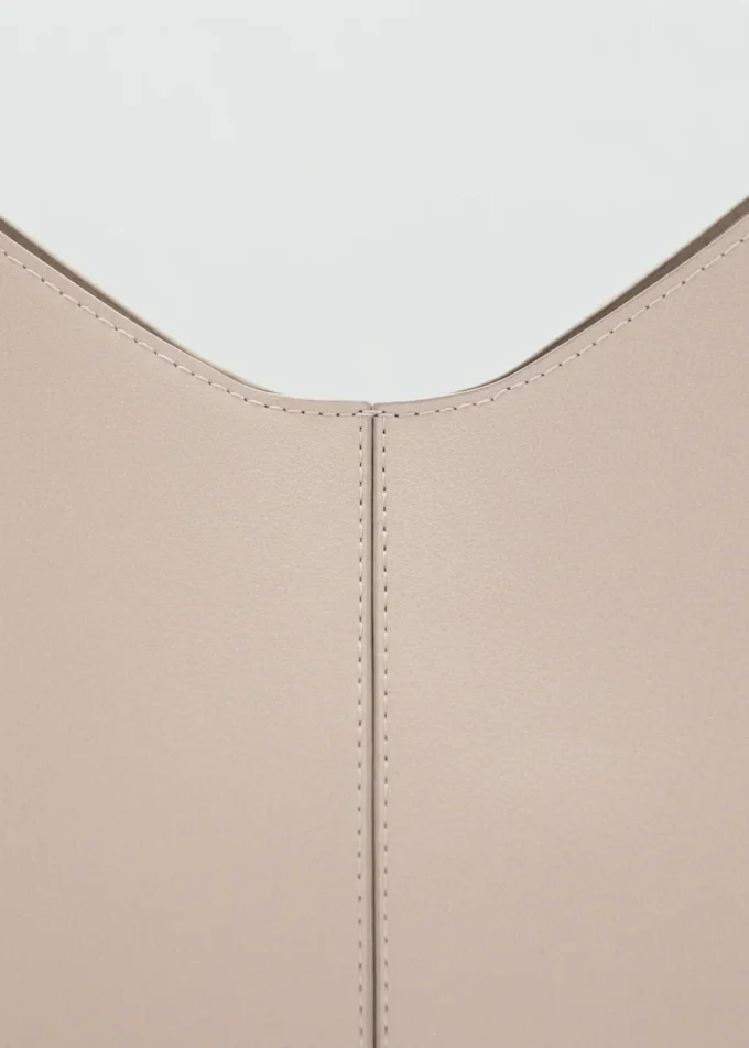 Sac cabas avec détails métalliques Sac cabas avec détails métalliques