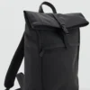Sac à dos caoutchouté avec rabat Sac à dos caoutchouté avec rabat