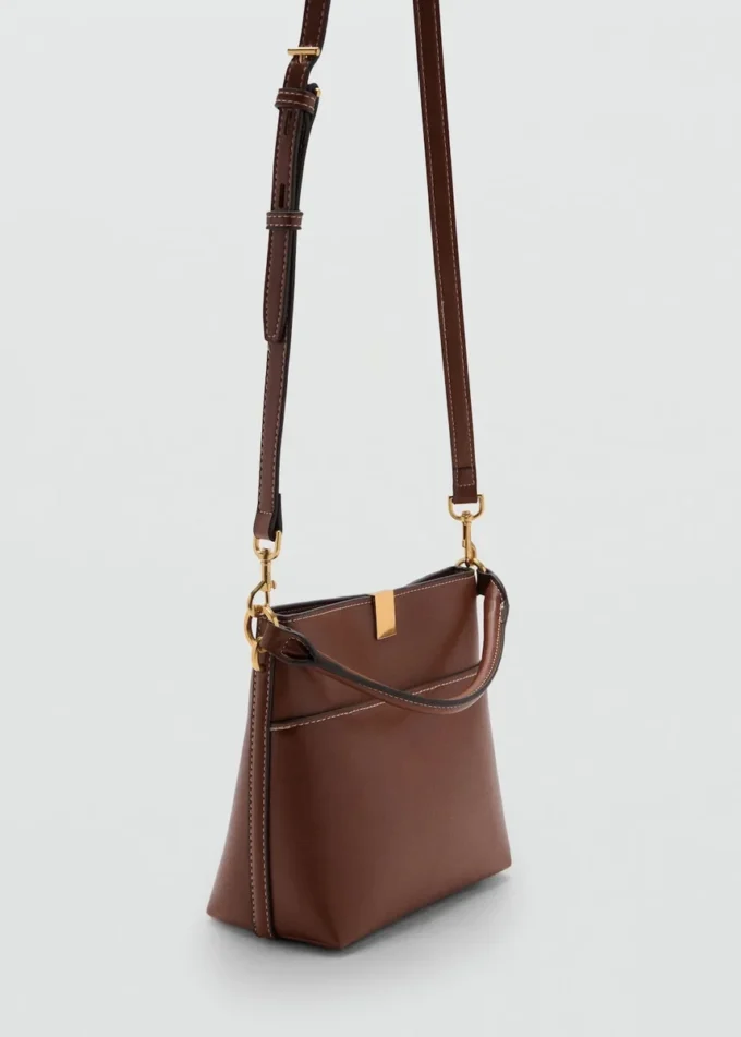 Sac seau avec détails métalliques Sac seau avec détails métalliques