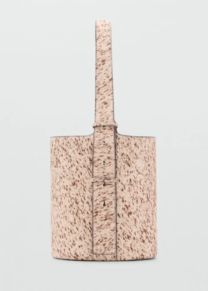 Sac seau en cuir et fourrure Sac seau en cuir et fourrure