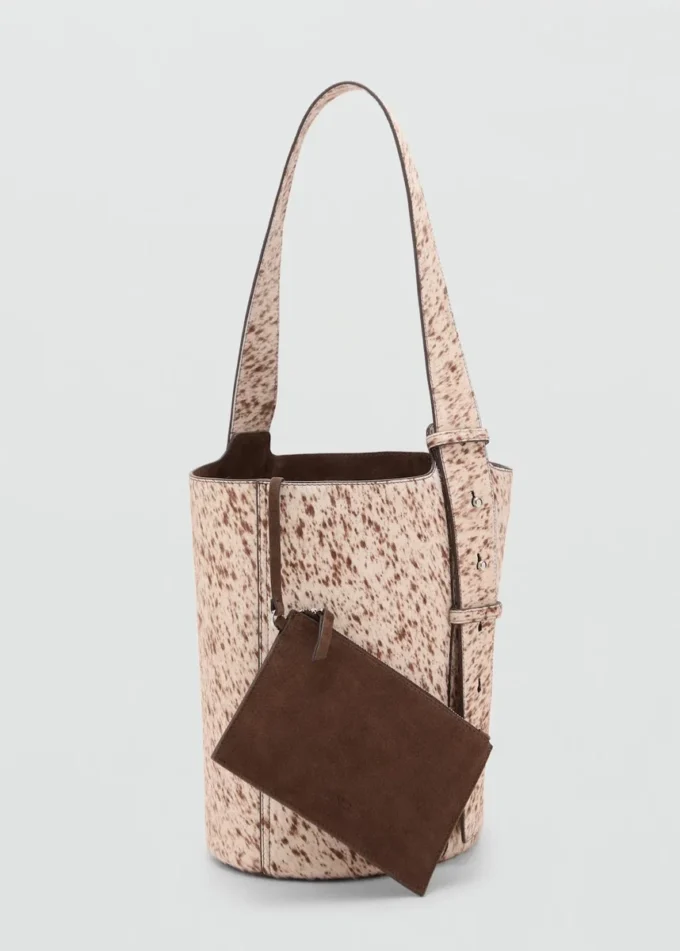 Sac seau en cuir et fourrure Sac seau en cuir et fourrure