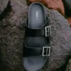 Sandales en cuir à boucles