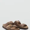 Sandales en cuir à boucles