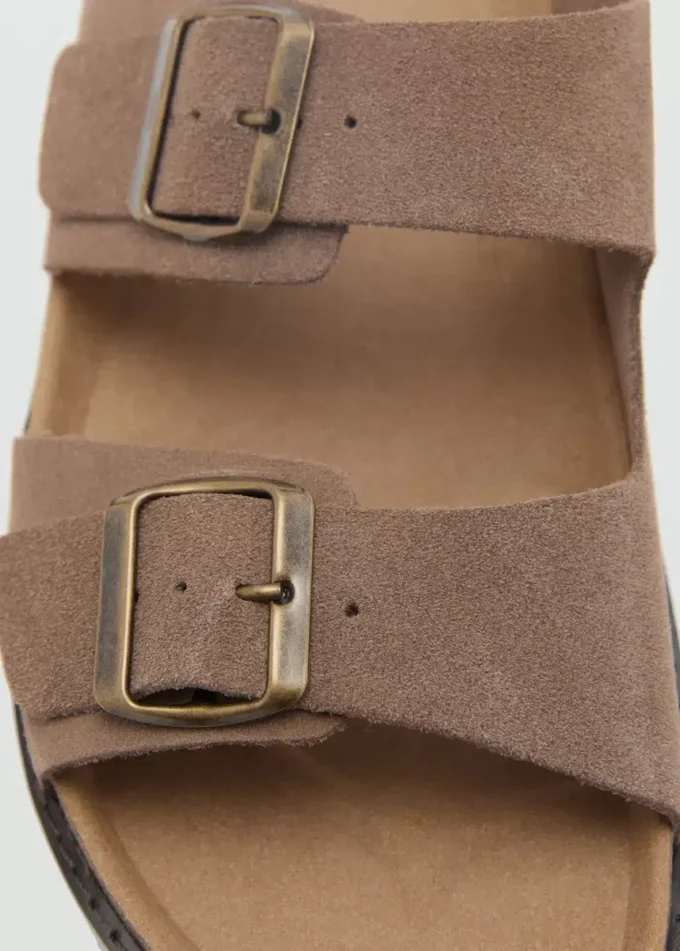 Sandales en cuir à boucles