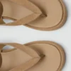 Sandales en cuir refendu avec boucle Sandales en cuir refendu avec boucle