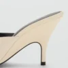 Sandales à talons en cuir avec lanières croisées Sandales à talons en cuir avec lanières croisées