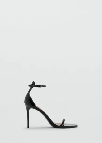 Sandales à talons et lanières