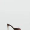 Sandales à talons hauts en satin