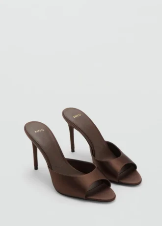 Sandales à talons hauts en satin