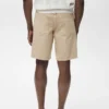 Short en denim coupe classique