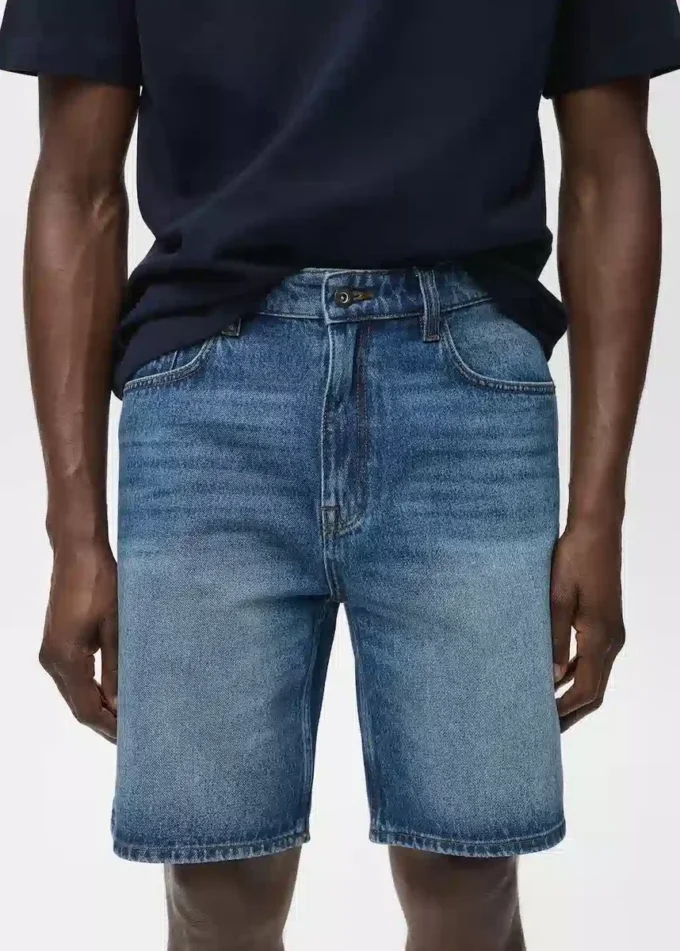 Short en denim coupe classique