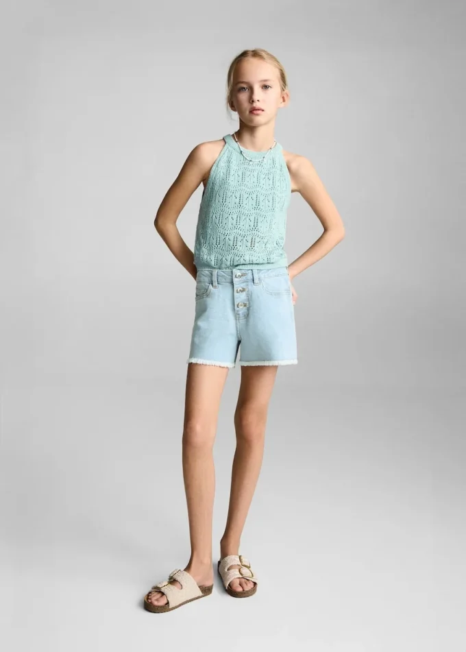 Short en denim à ourlet effiloché Short en denim à ourlet effiloché