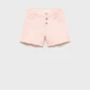Short en denim à ourlet effiloché Short en denim à ourlet effiloché