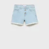 Short en denim à ourlet effiloché Short en denim à ourlet effiloché