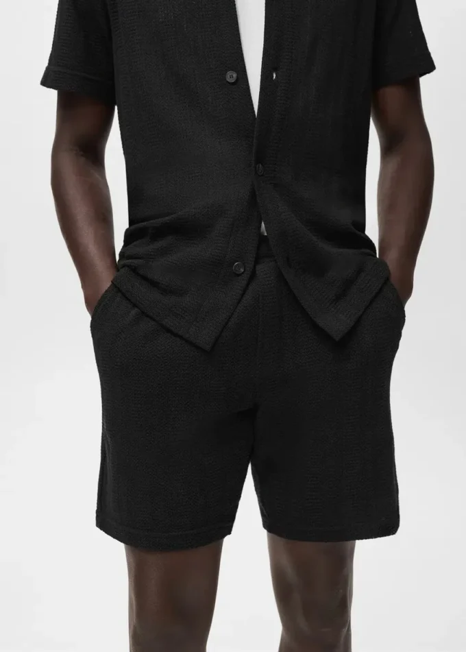 Short en maille structurée