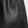 Short en simili cuir